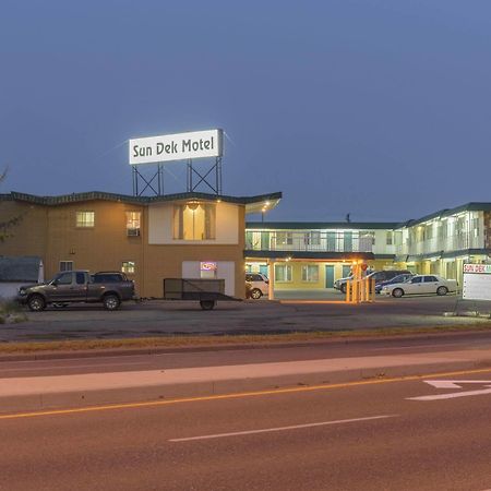 Sun-Dek Motel Medicine Hat Zewnętrze zdjęcie