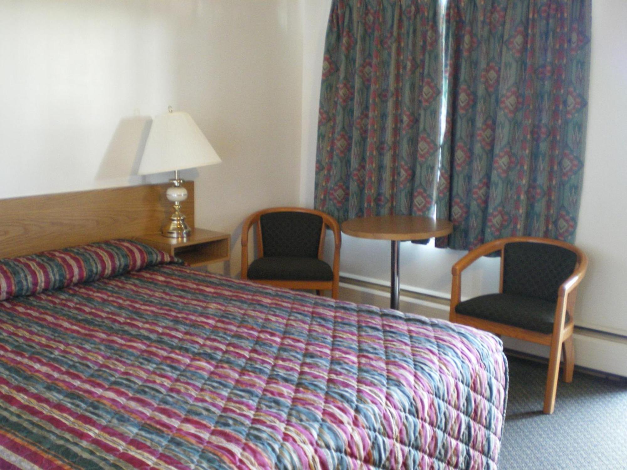 Sun-Dek Motel Medicine Hat Zewnętrze zdjęcie