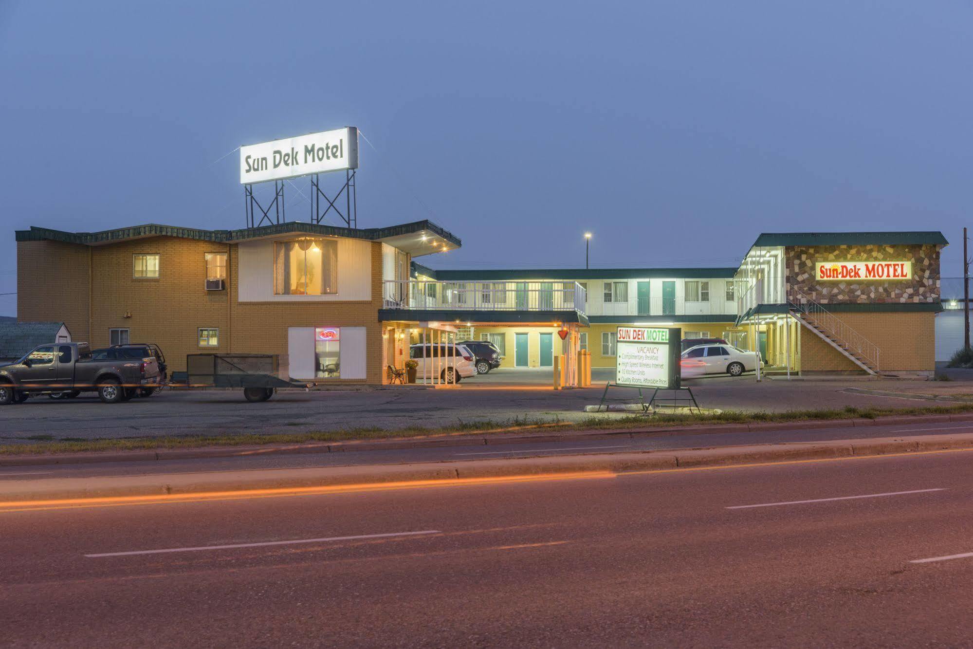 Sun-Dek Motel Medicine Hat Zewnętrze zdjęcie
