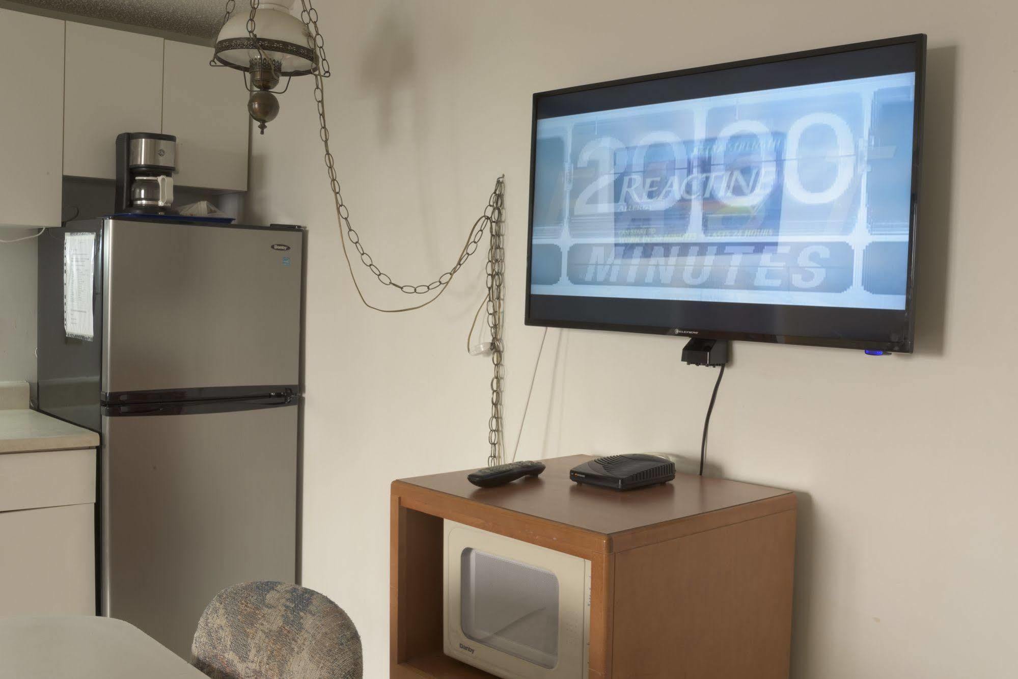 Sun-Dek Motel Medicine Hat Zewnętrze zdjęcie