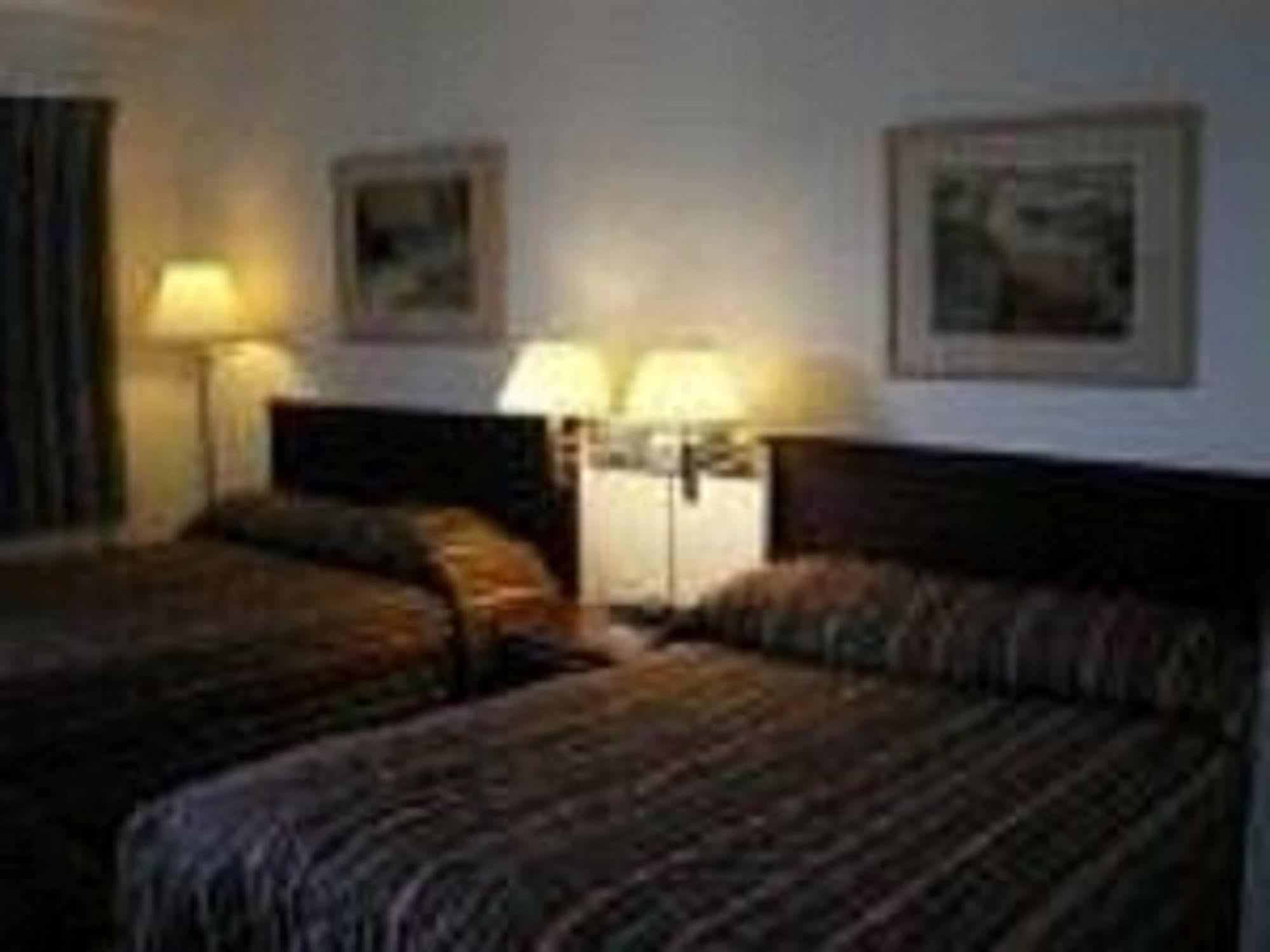 Sun-Dek Motel Medicine Hat Zewnętrze zdjęcie
